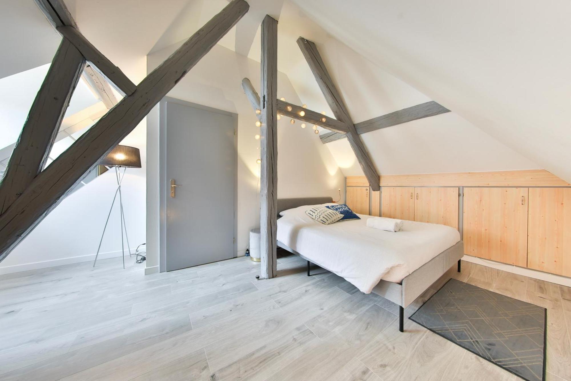 Appartements Duplex 3 Et 4 Personnes - Climatisation - Village Elu Parmi Les "Plus Beaux Villages De France" - Route Des Vins - Centre Alsace Bergheim Exterior foto